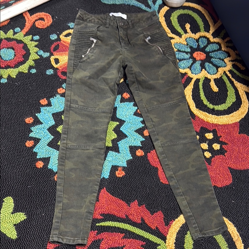 Zara Basic Olive Denim Camo Pants